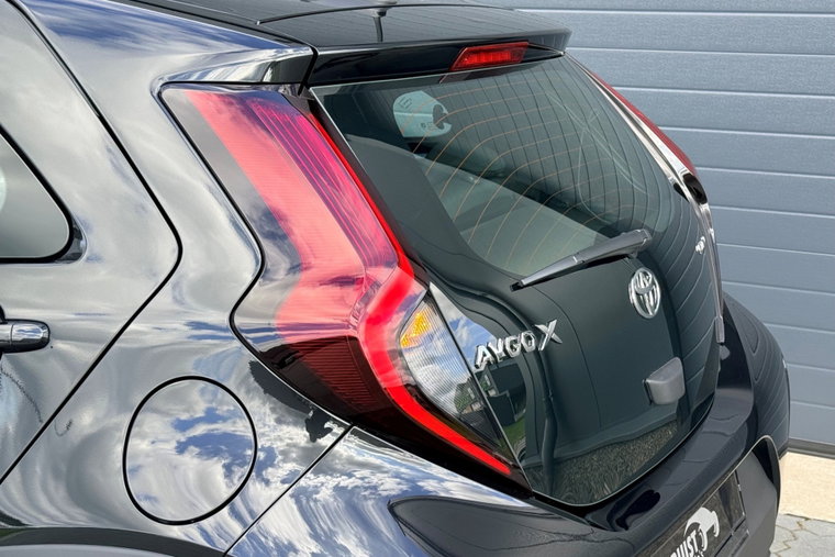 Vehicle Image 36