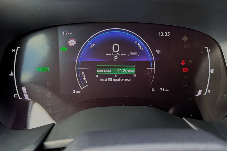 Vehicle Image 9