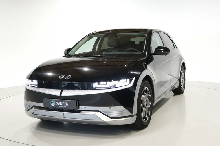 Vehicle Image 10