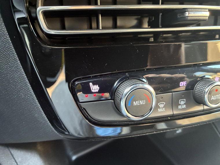 Vehicle Image 28