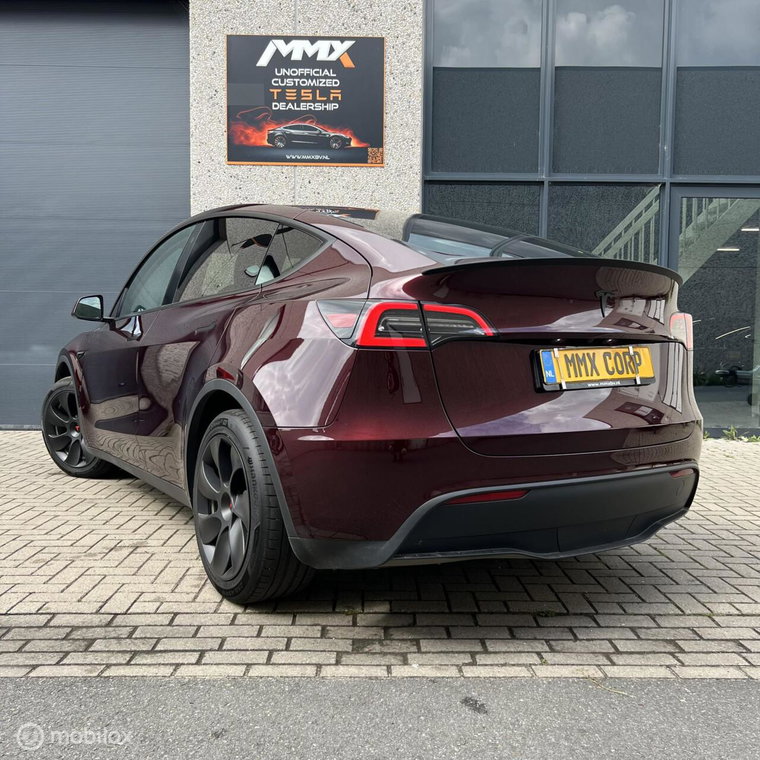 Vehicle Image 7