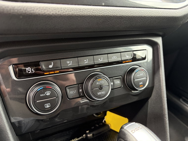 Vehicle Image 34
