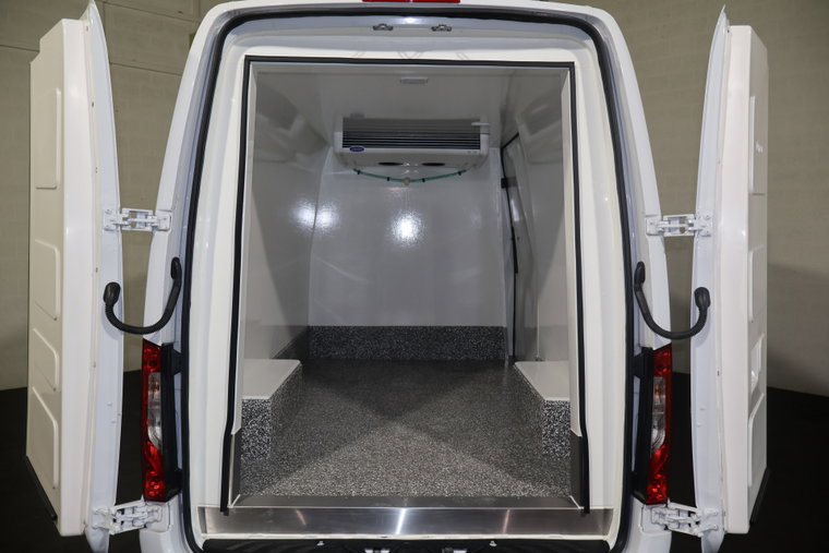 Vehicle Image 16