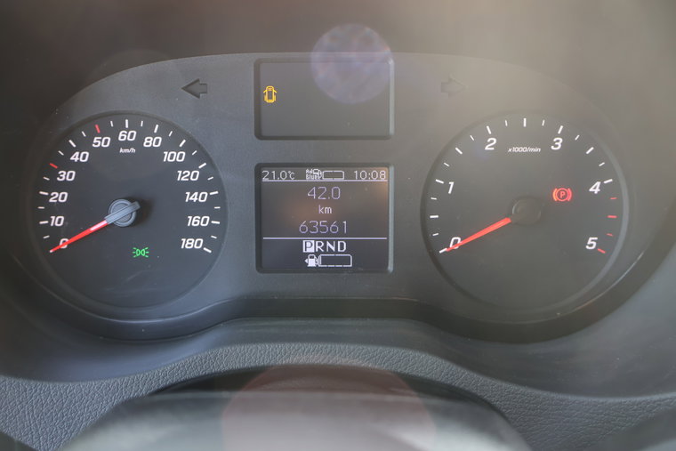Vehicle Image 19