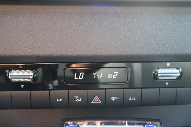 Vehicle Image 37