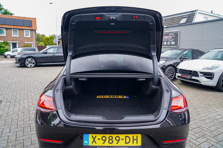 Vehicle Image 33