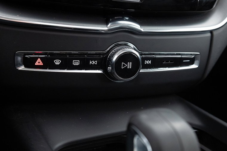 Vehicle Image 27