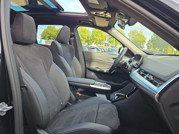 Vehicle Image 47