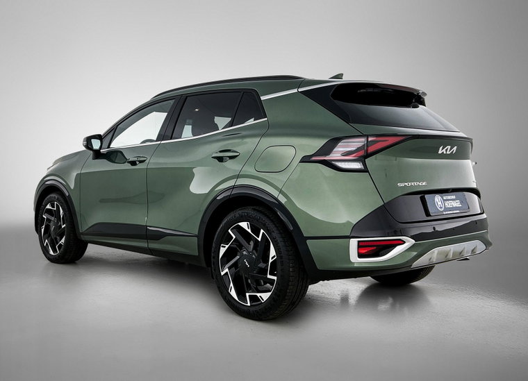 Vehicle Image 9