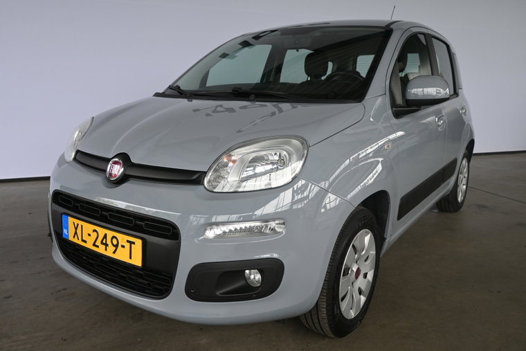 Vehicle Image 12
