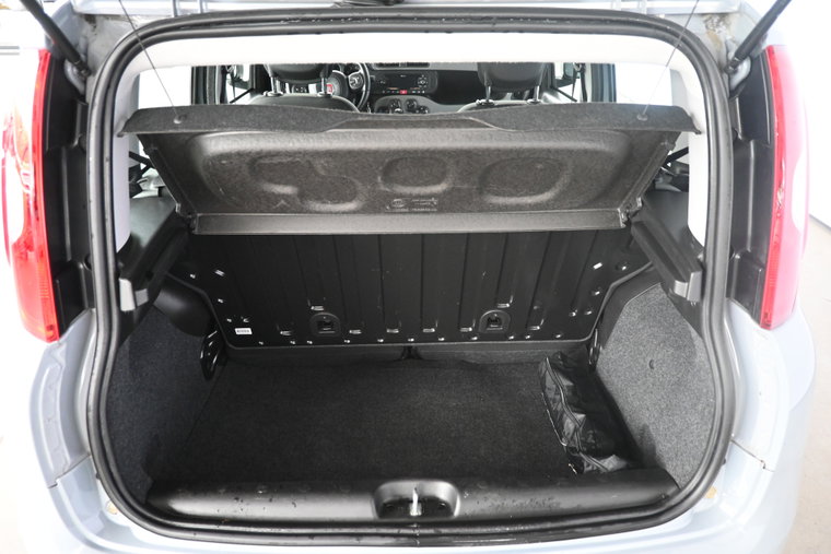 Vehicle Image 18