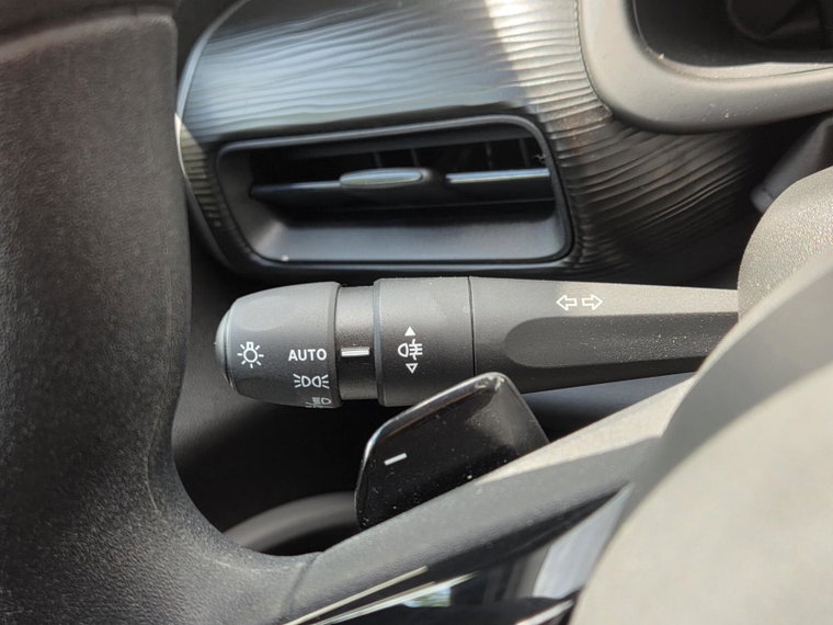 Vehicle Image 29