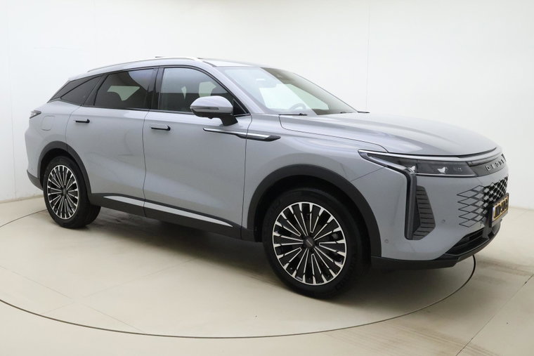 Vehicle Image 8