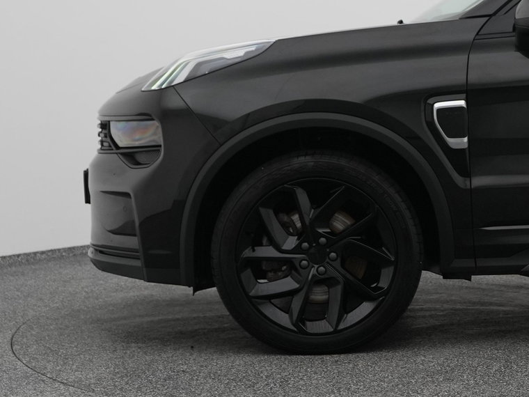 Vehicle Image 21