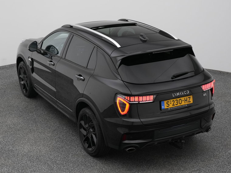 Vehicle Image 25