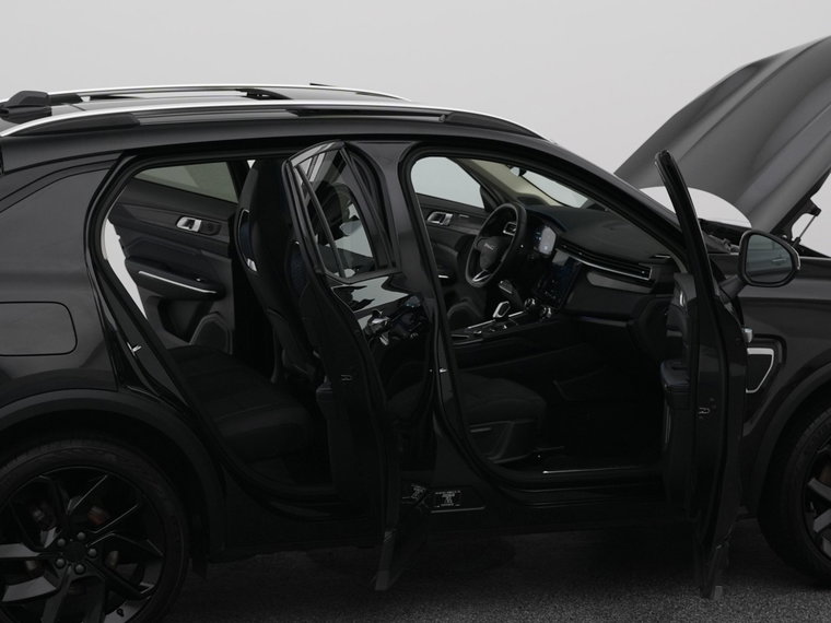 Vehicle Image 32