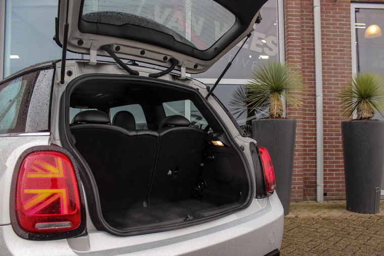 Vehicle Image 31