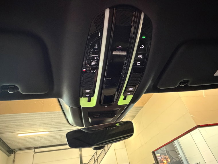Vehicle Image 45