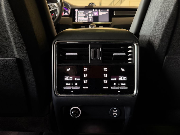 Vehicle Image 53