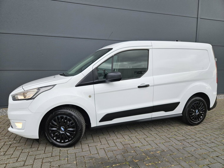 Vehicle Image 33