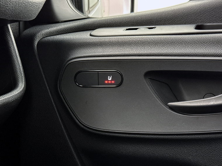 Vehicle Image 42