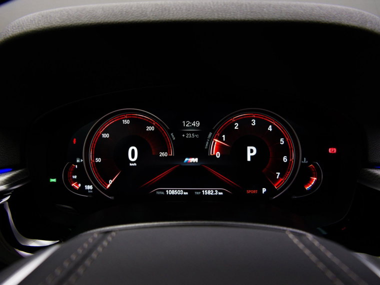 Vehicle Image 12