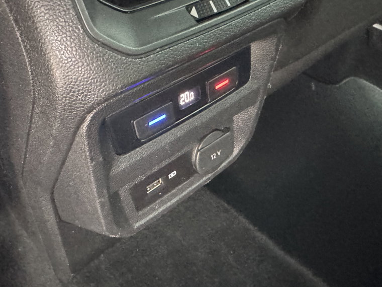 Vehicle Image 36