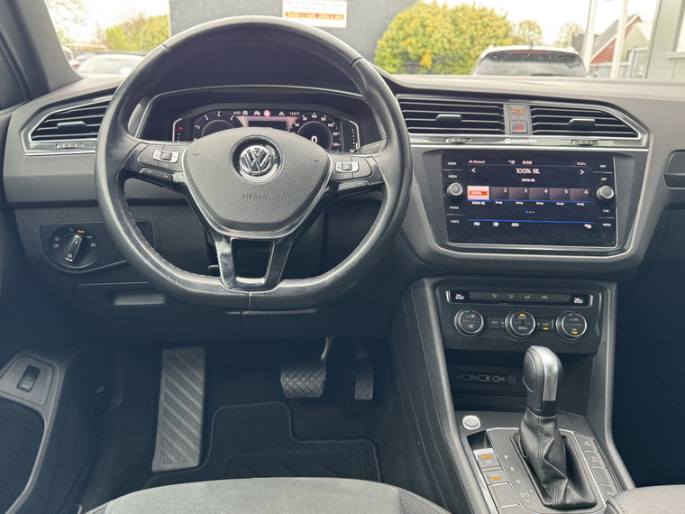 Vehicle Image 38