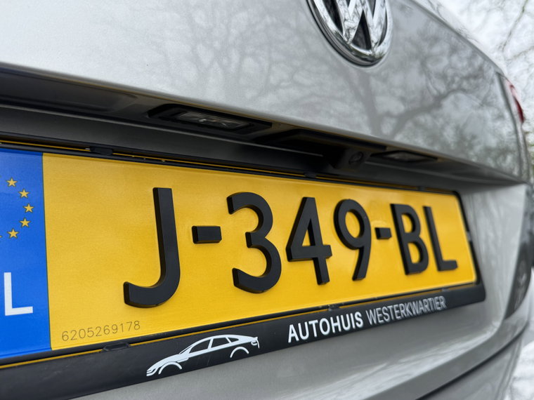 Vehicle Image 45