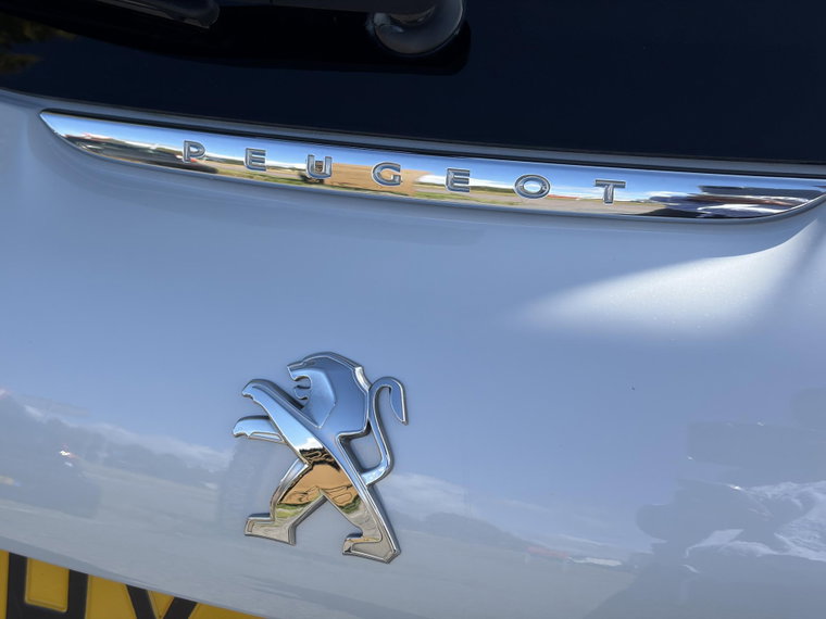 Vehicle Image 41