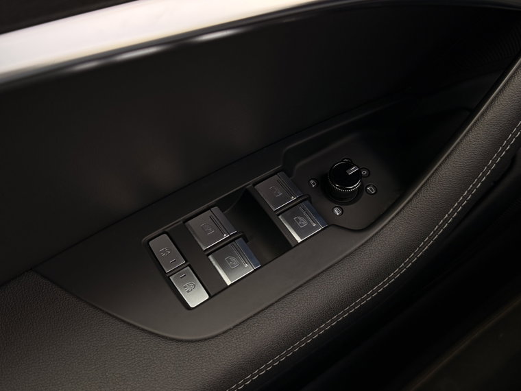Vehicle Image 41