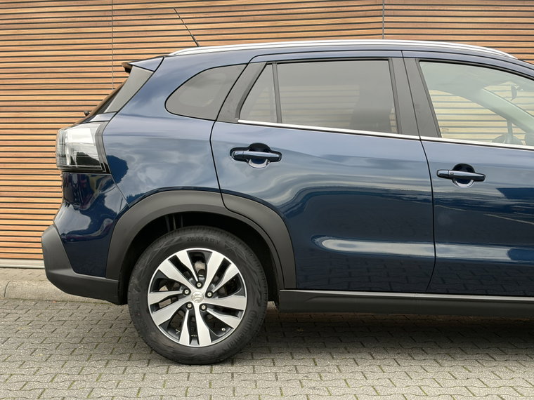 Vehicle Image 19