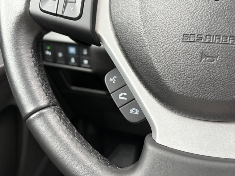 Vehicle Image 28