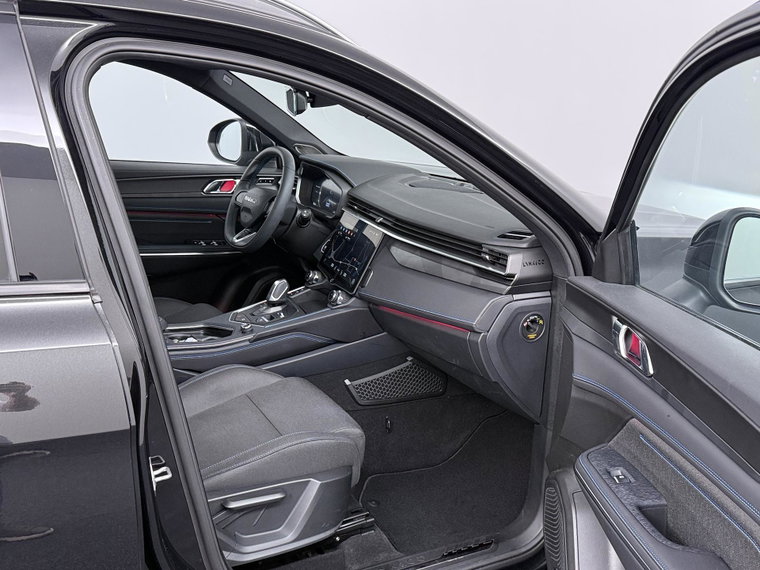 Vehicle Image 35