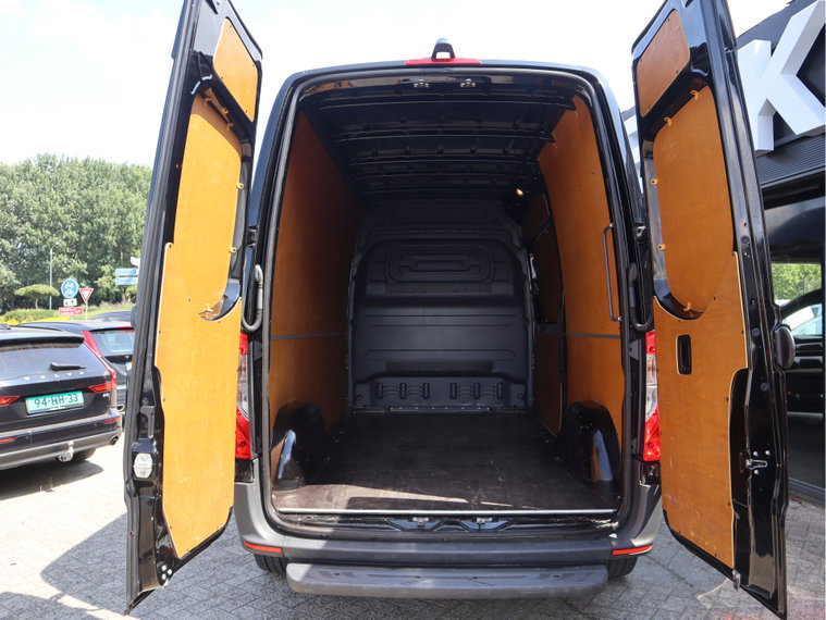 Vehicle Image 39