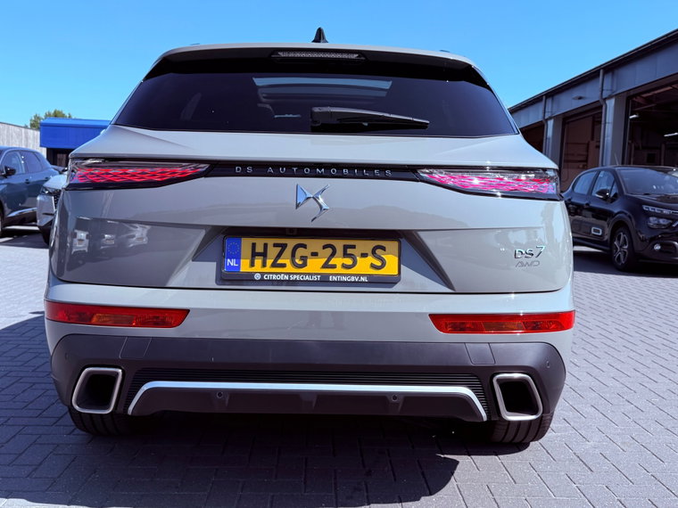 Vehicle Image 24