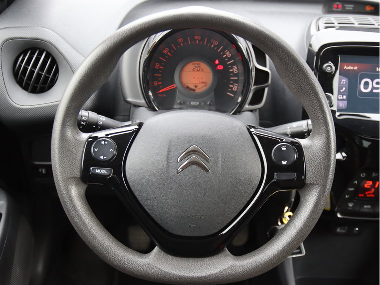 Vehicle Image 15