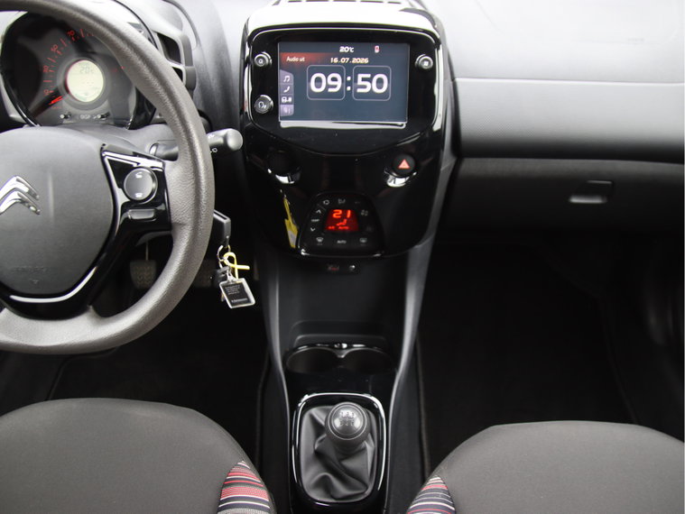 Vehicle Image 21