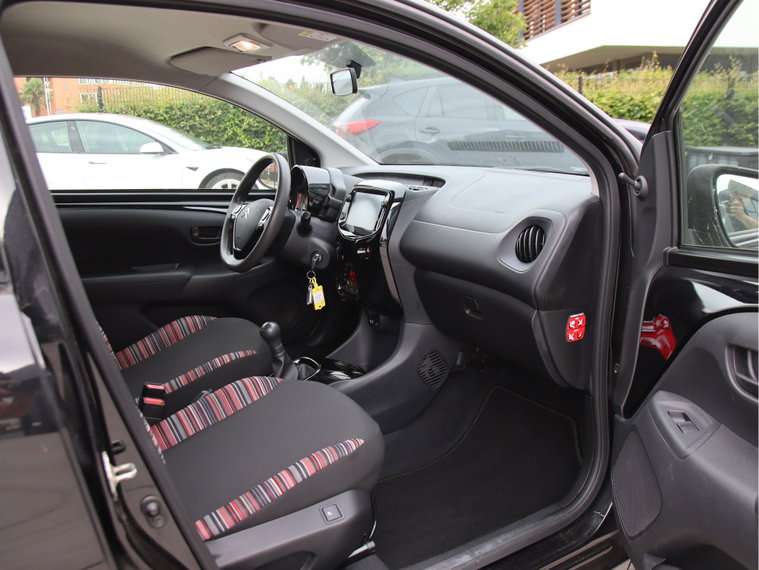 Vehicle Image 7