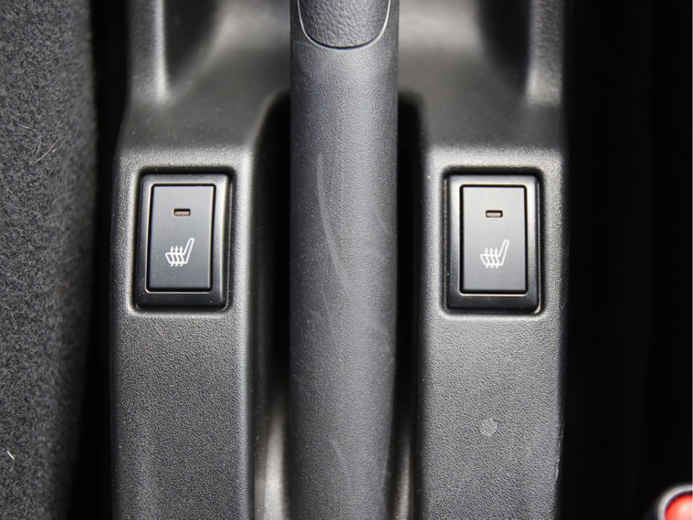 Vehicle Image 33