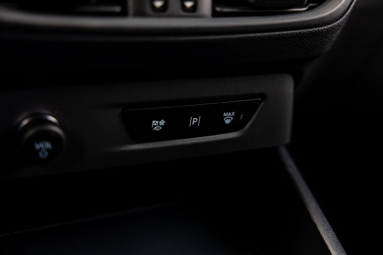 Vehicle Image 50