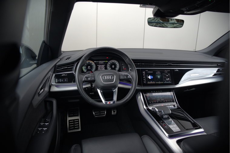 Vehicle Image 30