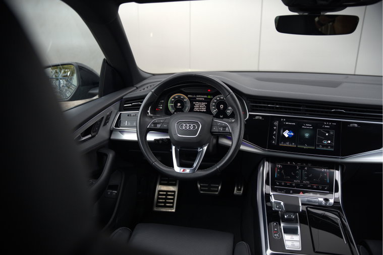 Vehicle Image 45