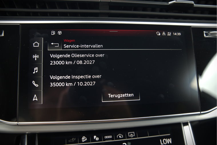 Vehicle Image 60