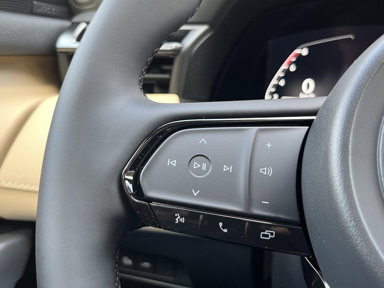Vehicle Image 41