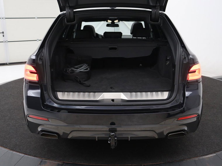 Vehicle Image 40