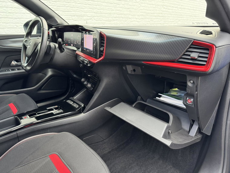 Vehicle Image 38