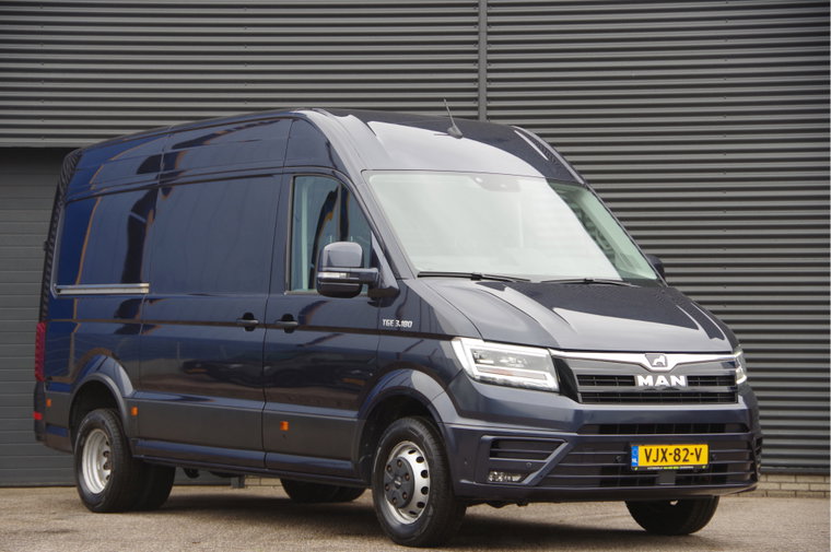 Vehicle Image 28