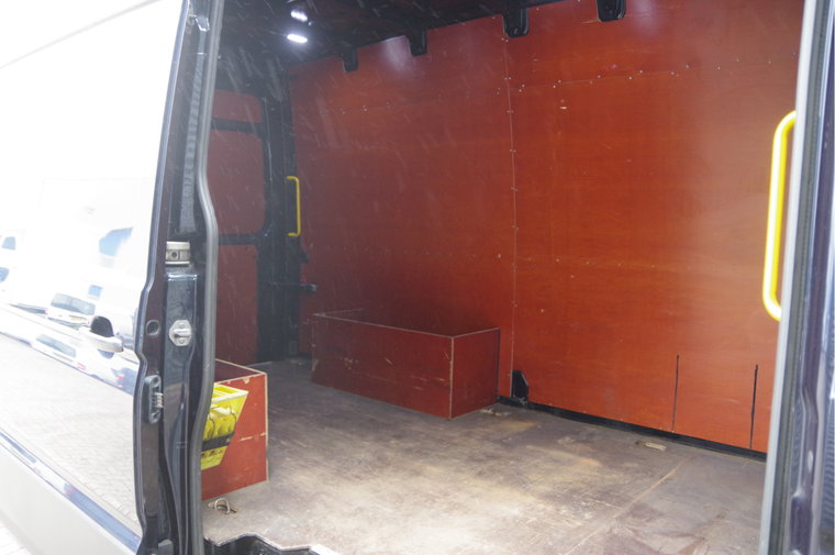 Vehicle Image 30