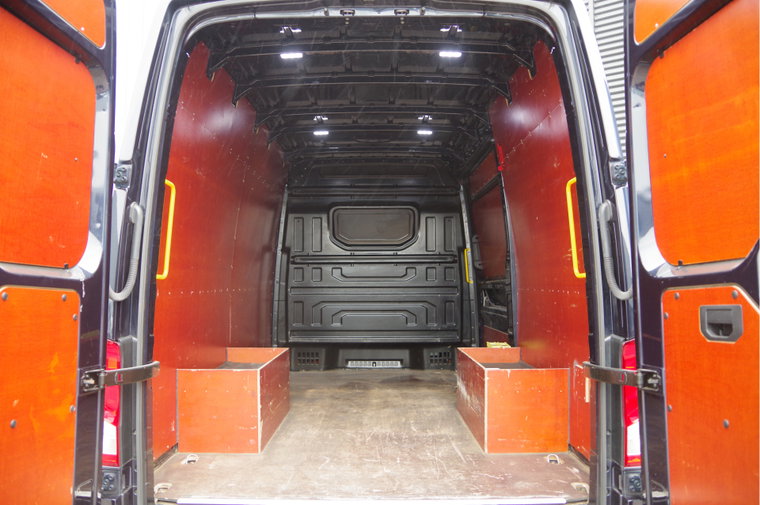 Vehicle Image 10